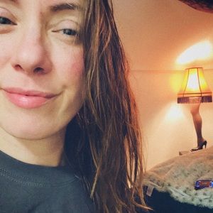 Meet your Posher, Annie